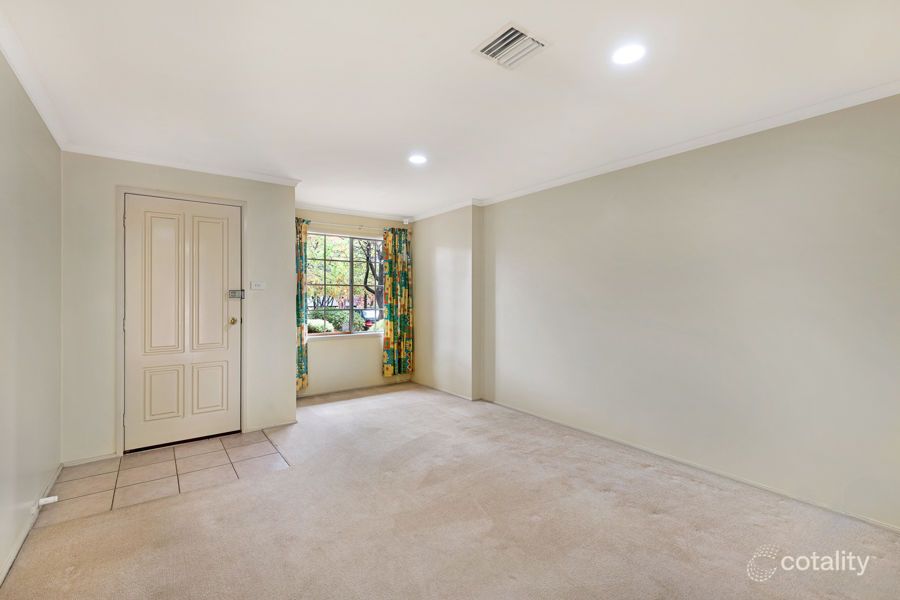 6 Melaleuca Way, Box Hill South, VIC 3128