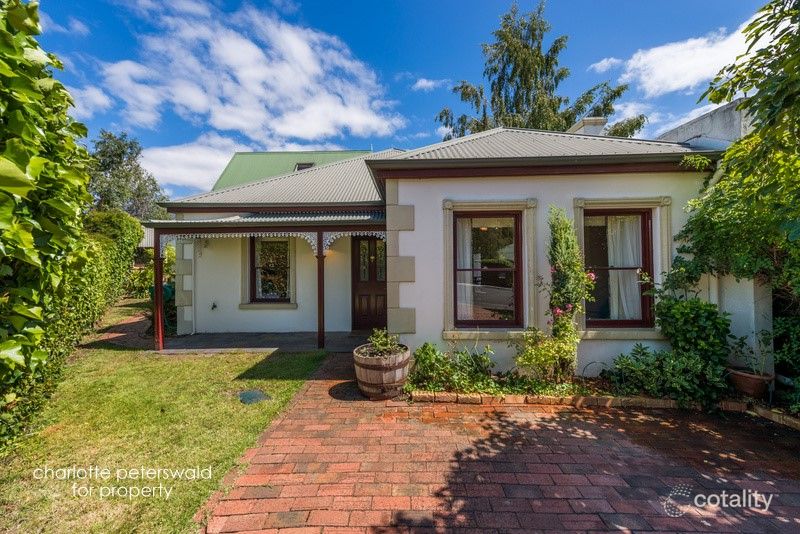 28 Margaret St, Sandy Bay, TAS 7005
