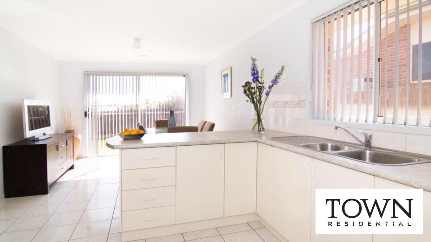 6 Mcdonnell Cl, Dunlop, ACT 2615