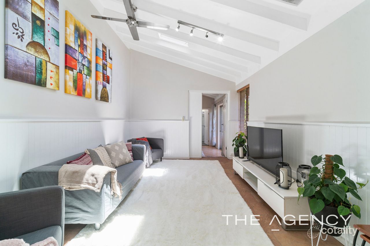 26 Stone Cres, Darlington, WA 6070