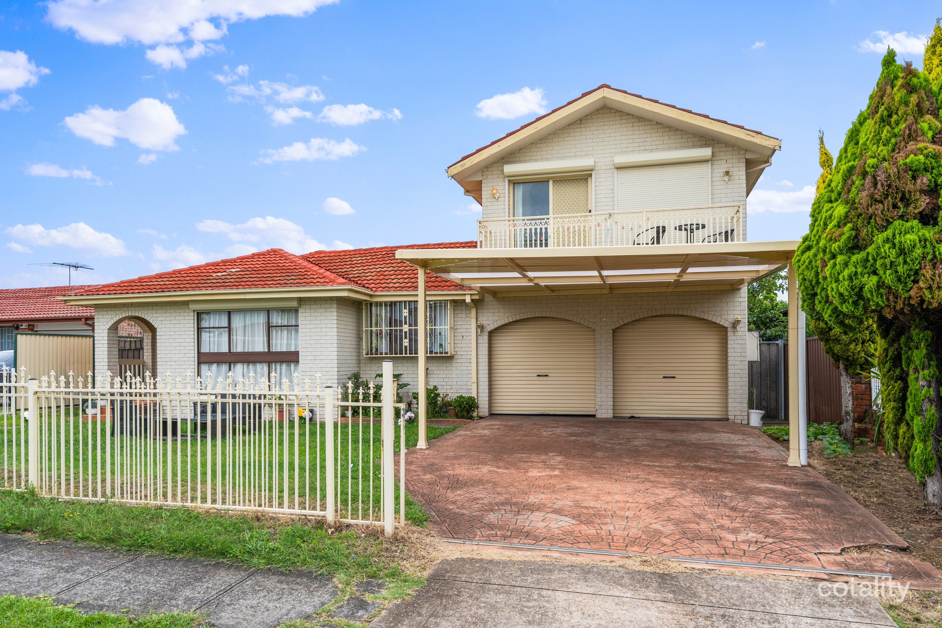16 Chickasaw Cres, Greenfield Park, NSW 2176