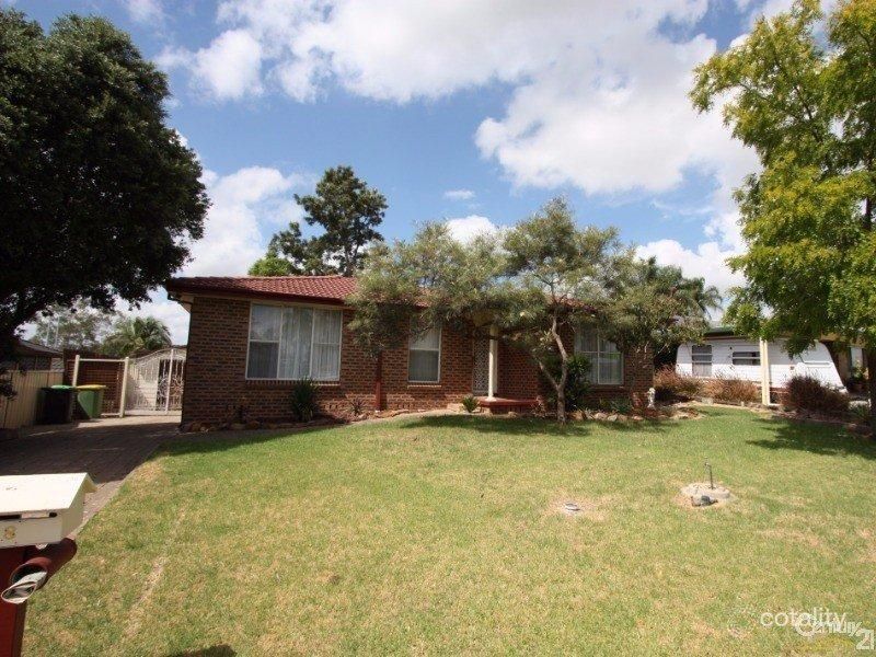 18 Dampier Ave, Werrington County, NSW 2747