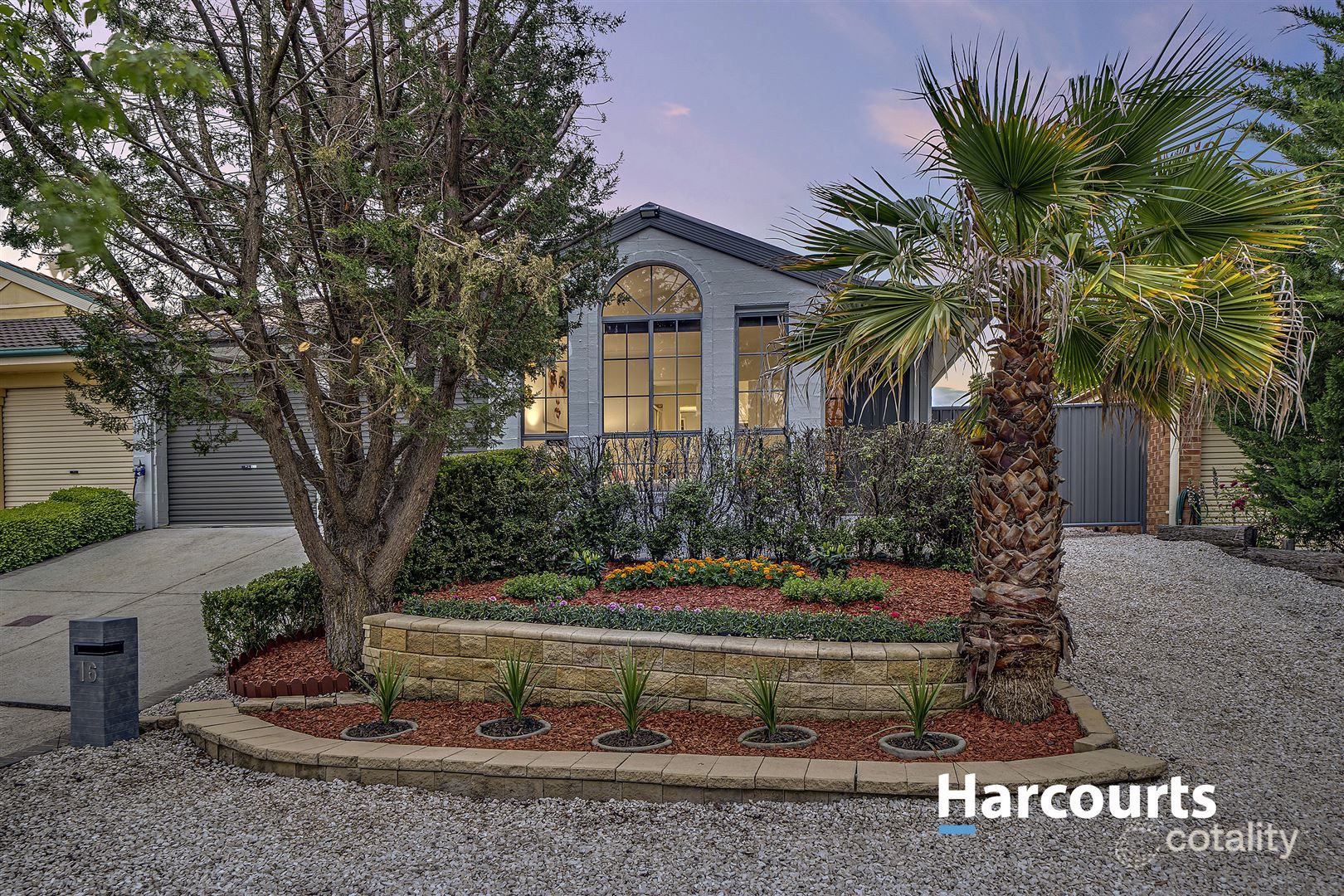 16 Traine Ct, Amaroo, ACT 2914