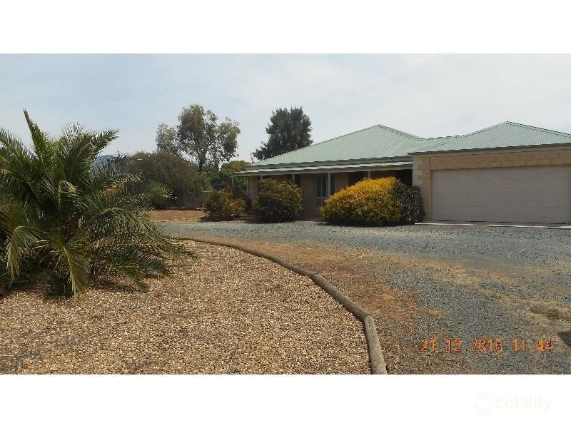 24 Brecon Ct, Echuca, VIC 3564
