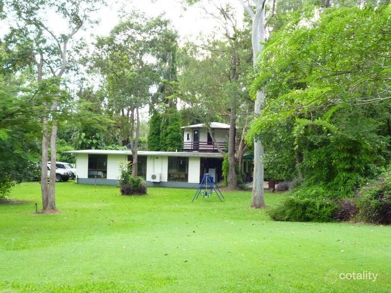 82 Yakapari-Seaforth Rd, The Leap, QLD 4740