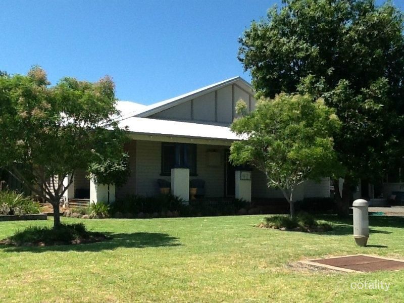 42 Wambat St, Forbes, NSW 2871