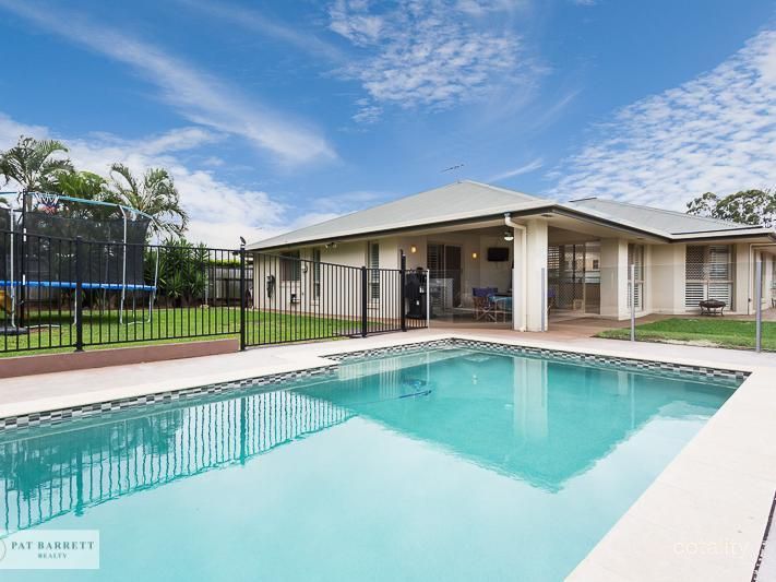 10 Lanaglen Dr, Birkdale, QLD 4159