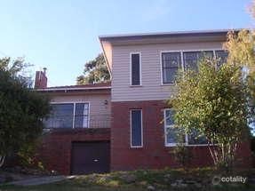 38 Karoola Rd, Lindisfarne, TAS 7015