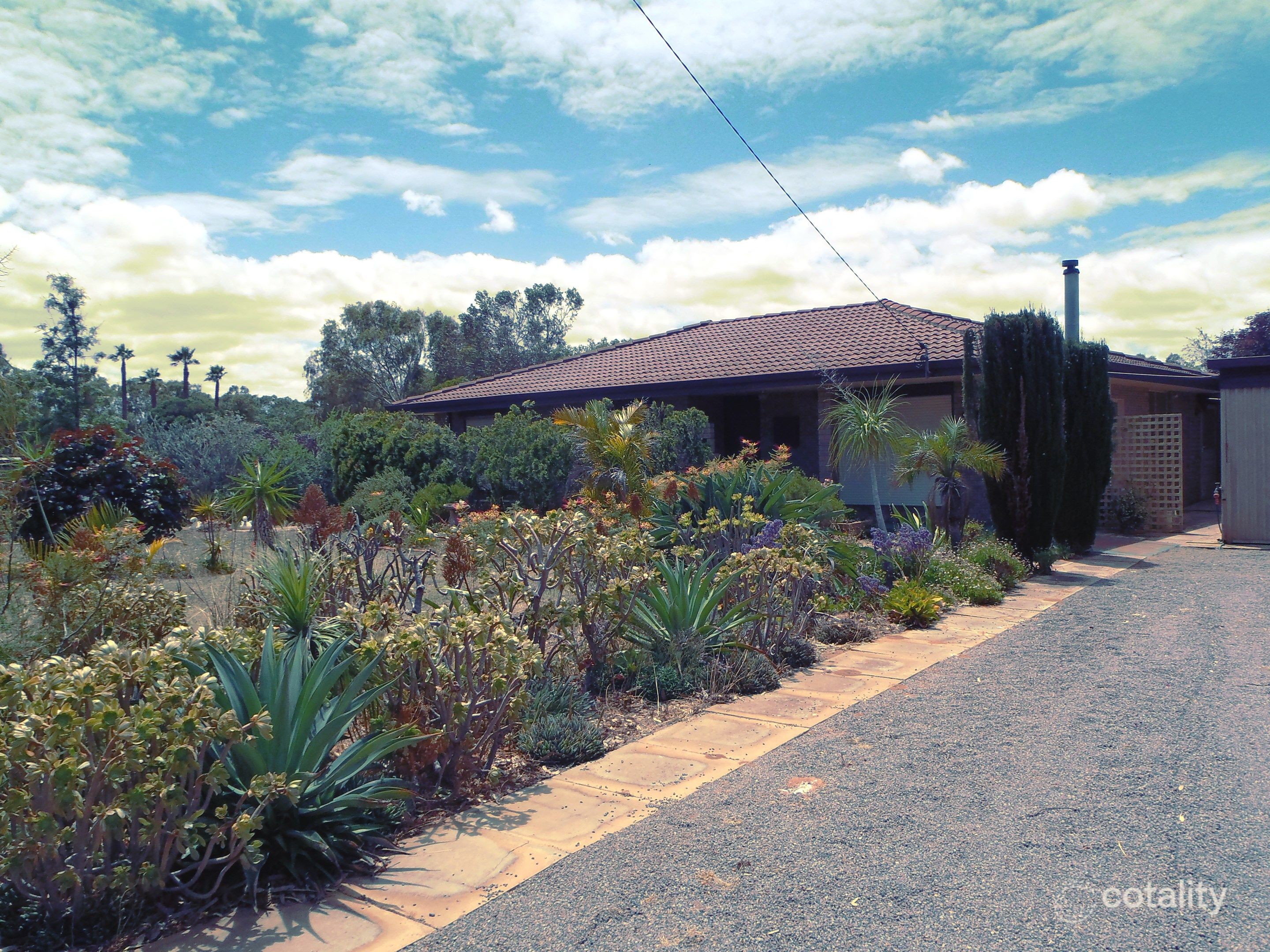 38 Polo Rd, Deepdale, WA 6532