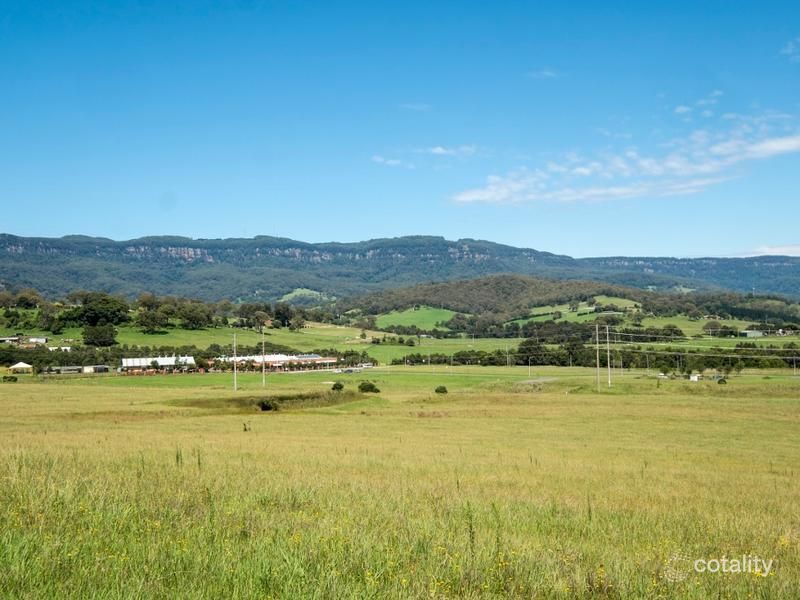 6 Tomerong St, Tullimbar, NSW 2527