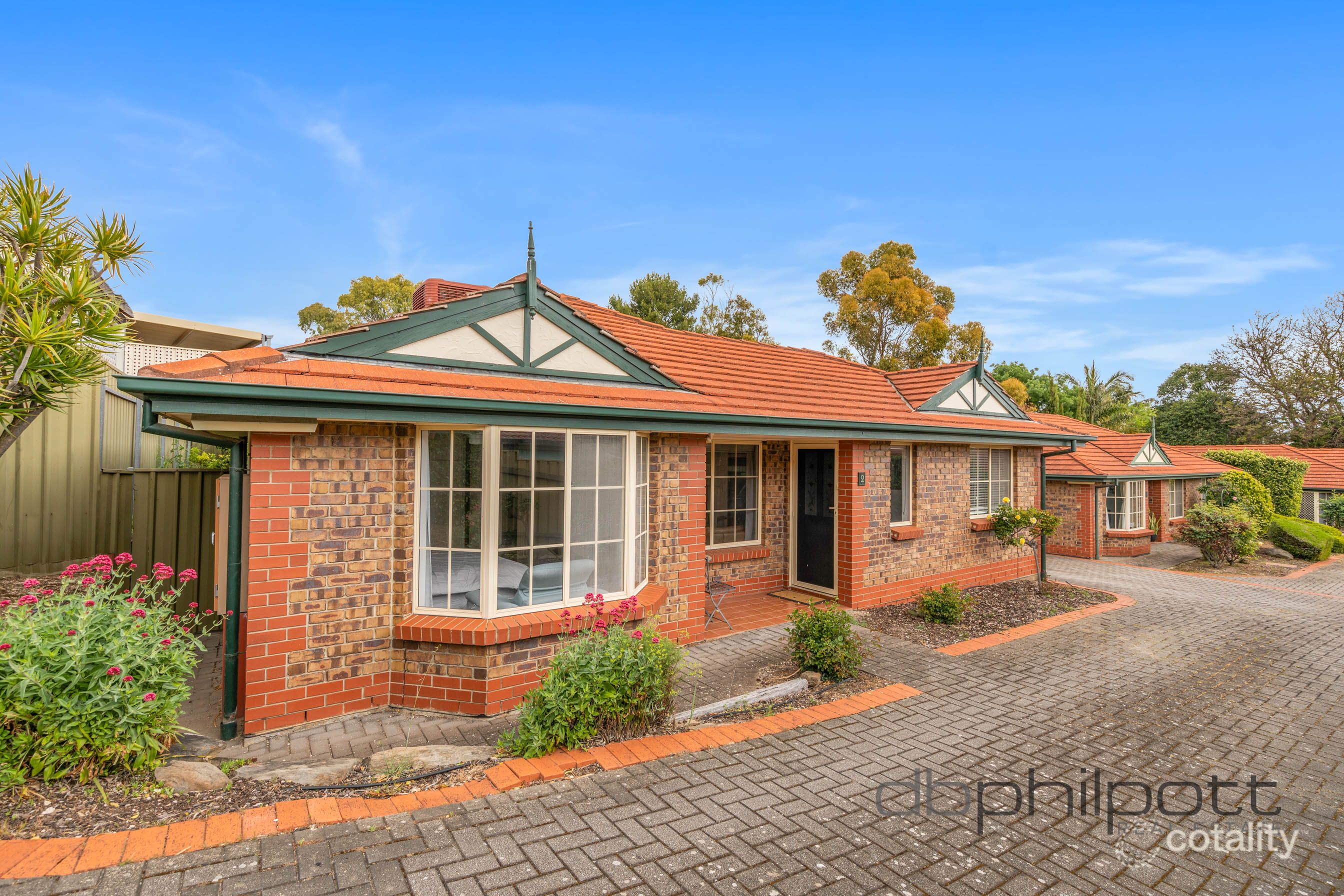 2/4 Gilbertson Rd, Seacliff Park, SA 5049