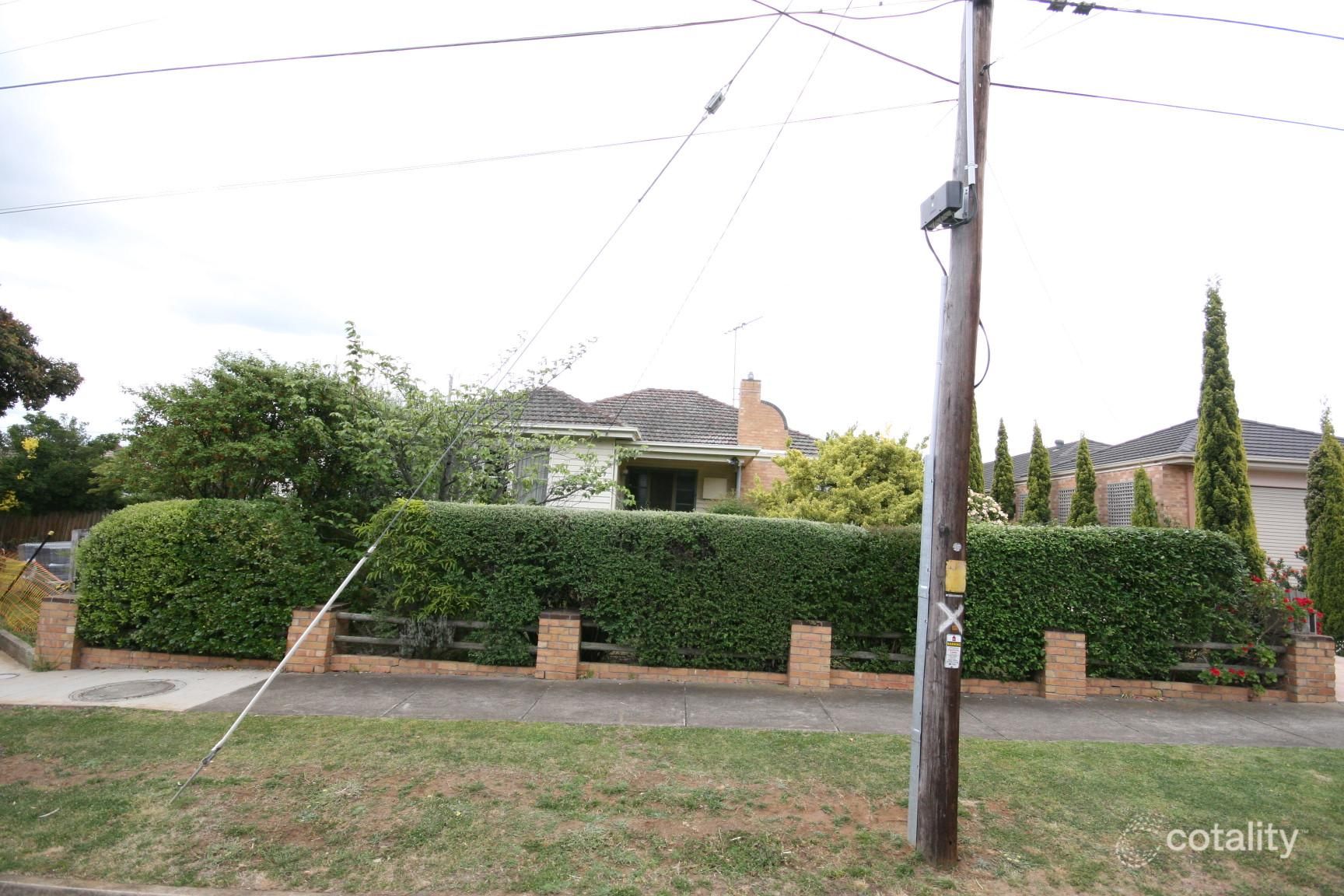 10 Lichen Gr, Highton, VIC 3216