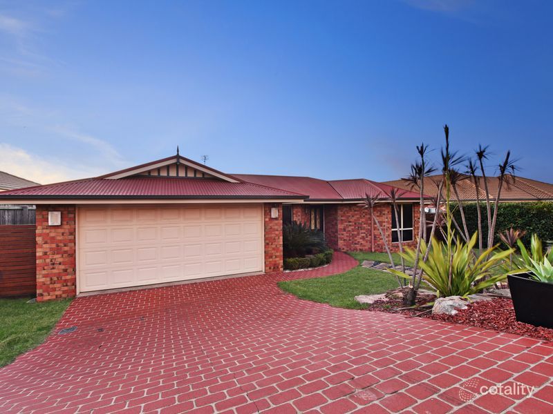 11 Diamantina Dr, Glenvale, QLD 4350