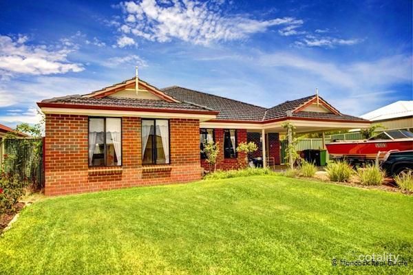39 Carna Bay Rd, Australind, WA 6233