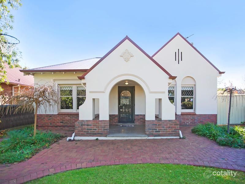15 Egmont Tce, Erindale, SA 5066