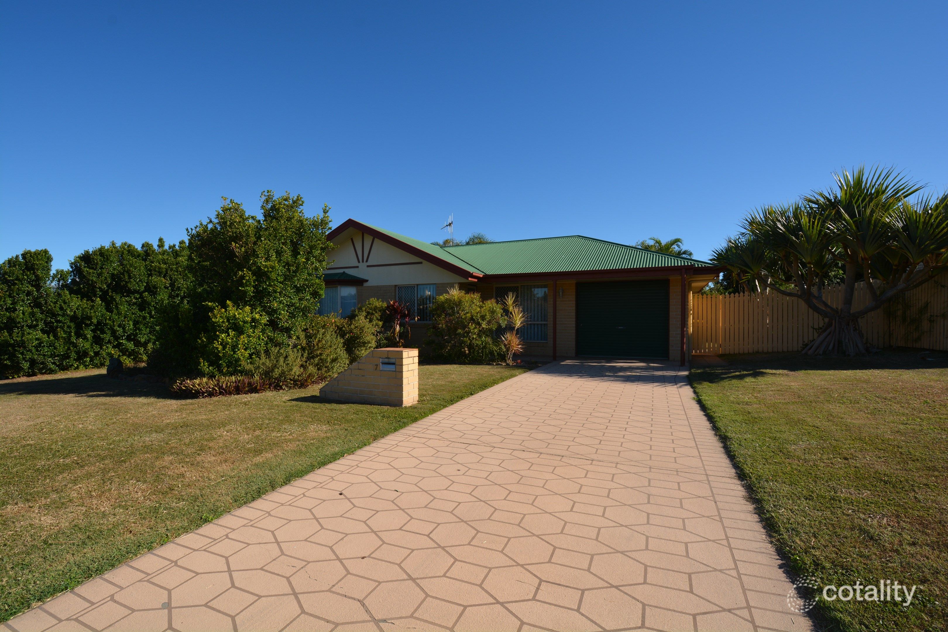 7 Shoreline Cres, Bargara, QLD 4670