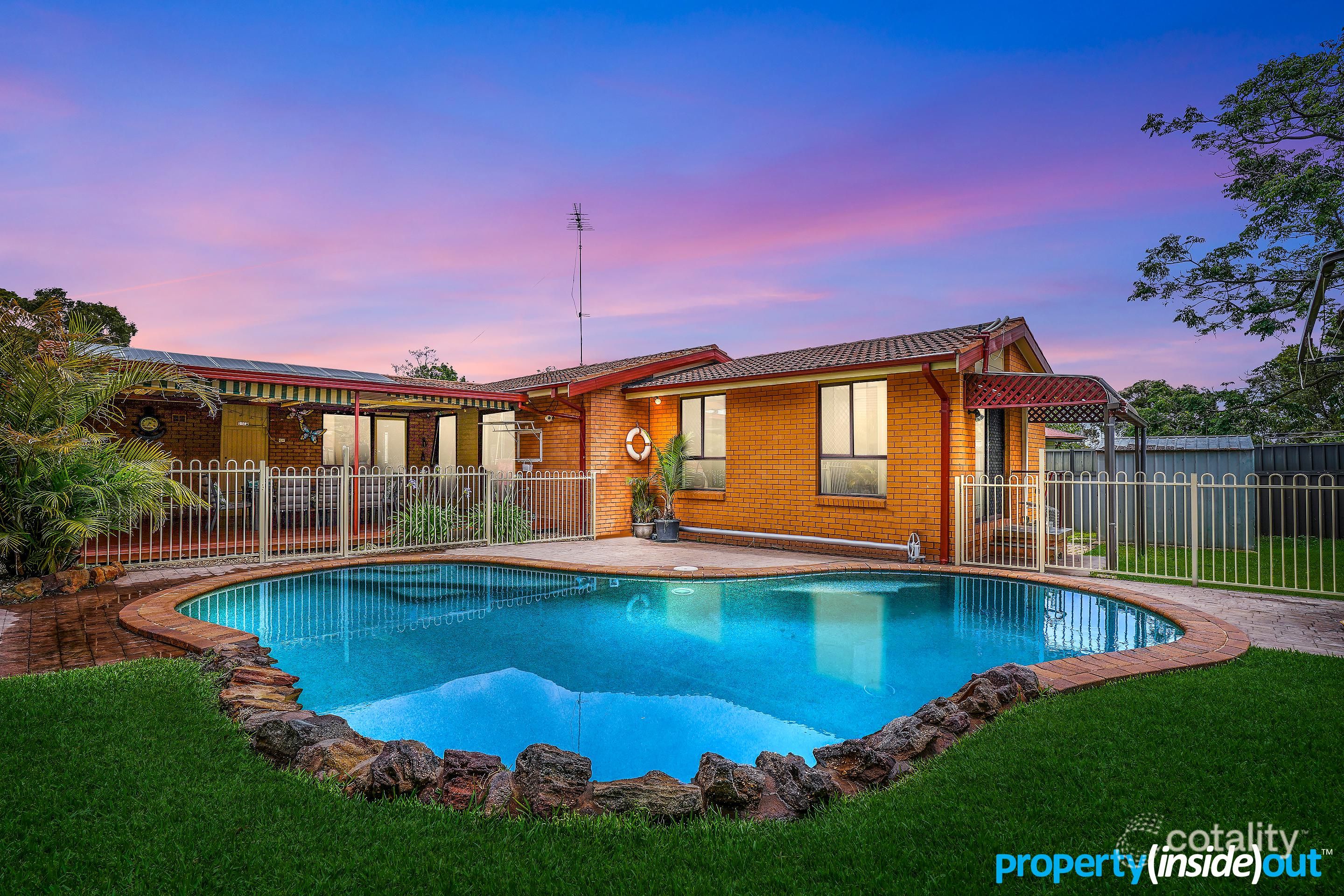 9 Merauke St, Whalan, NSW 2770