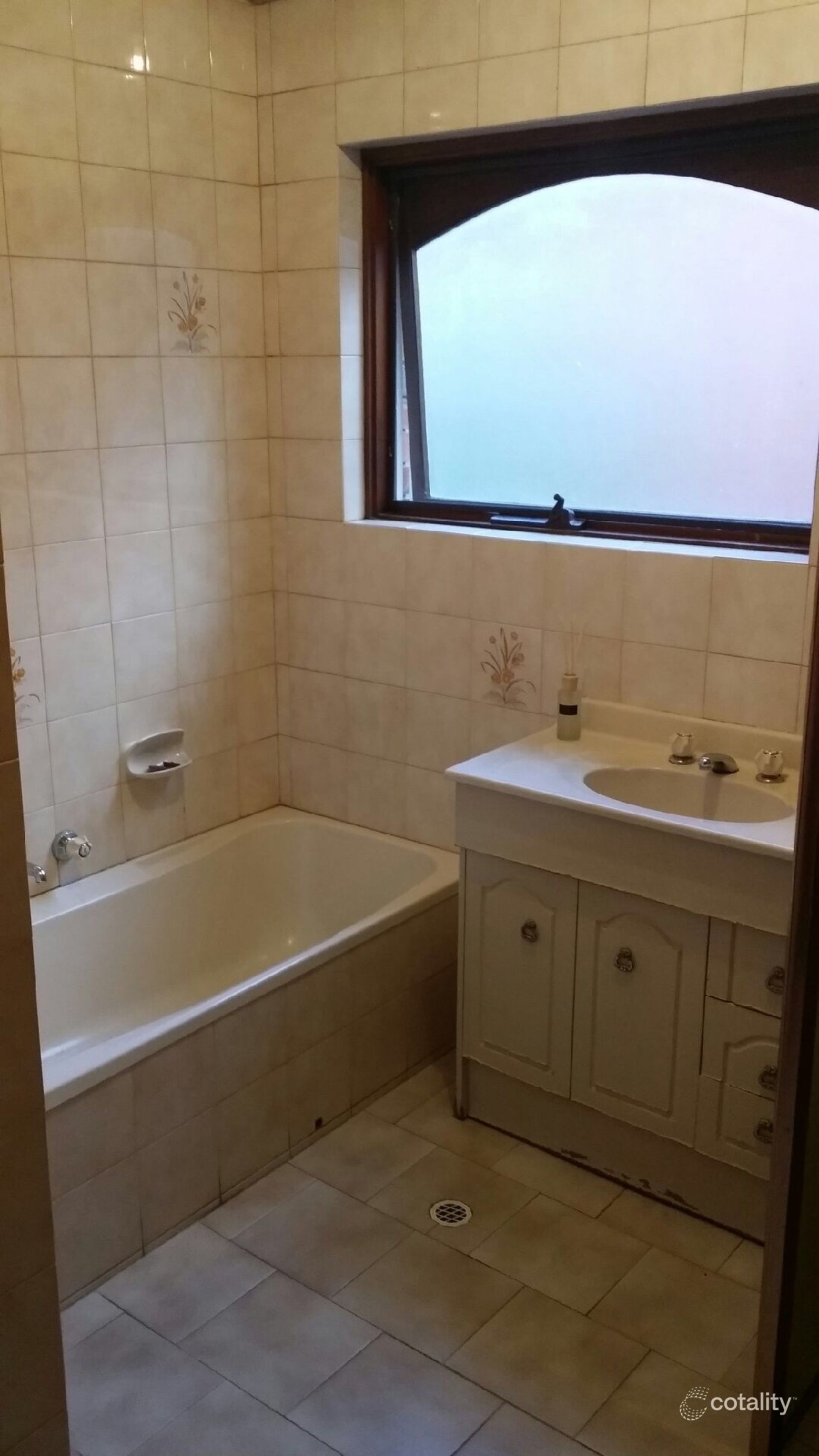 1/1 Aveland Ave, Trinity Gardens, SA 5068