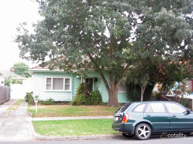 345 Rossmoyne St, Thornbury, VIC 3071