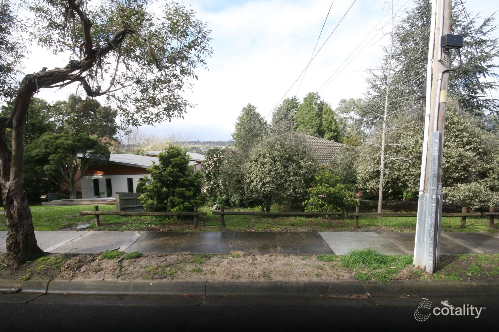 38 Neuparth Rd, Croydon North, VIC 3136
