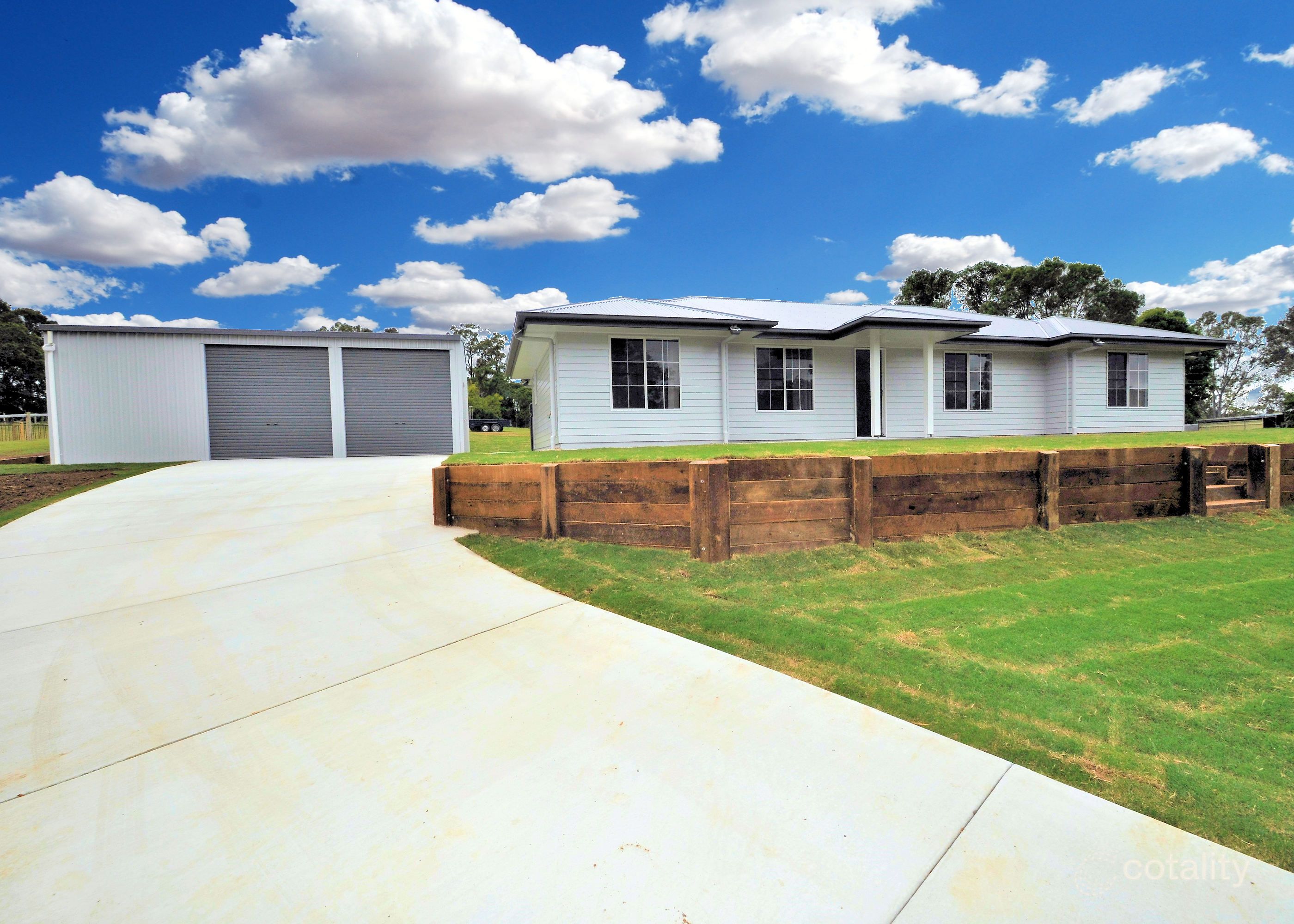 76 Rocks Rd, Southside, QLD 4570