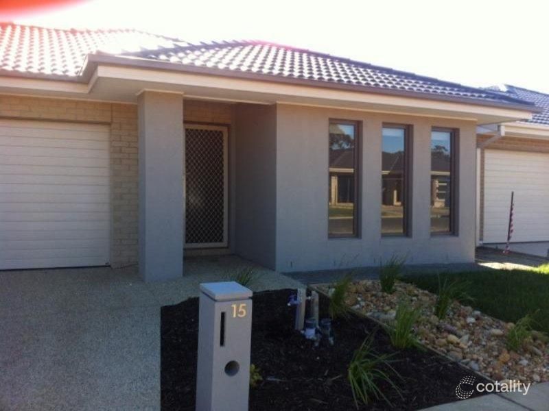 15 Warrego Cct, Sandhurst, VIC 3977