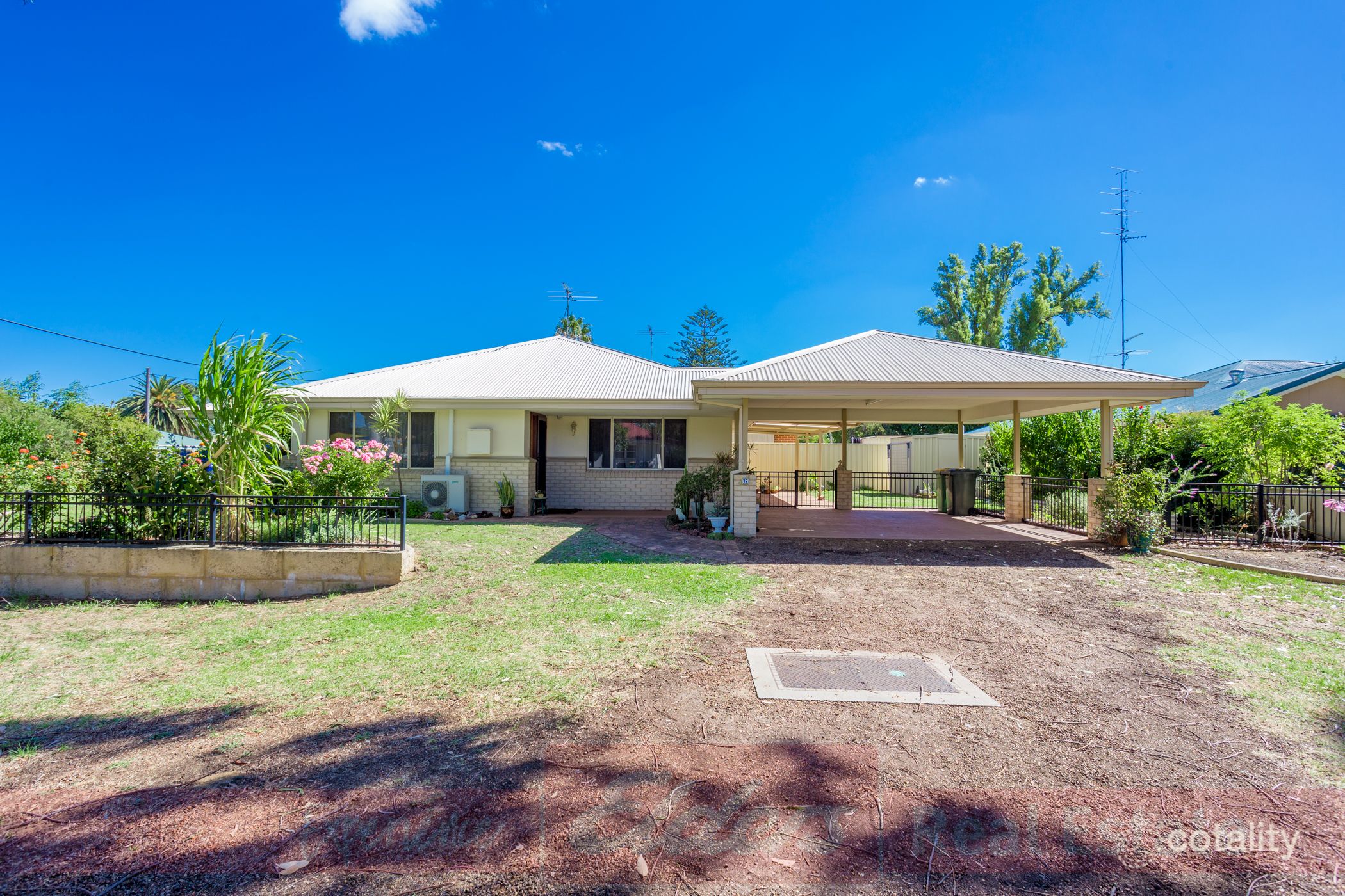 6 Little St, Dardanup, WA 6236