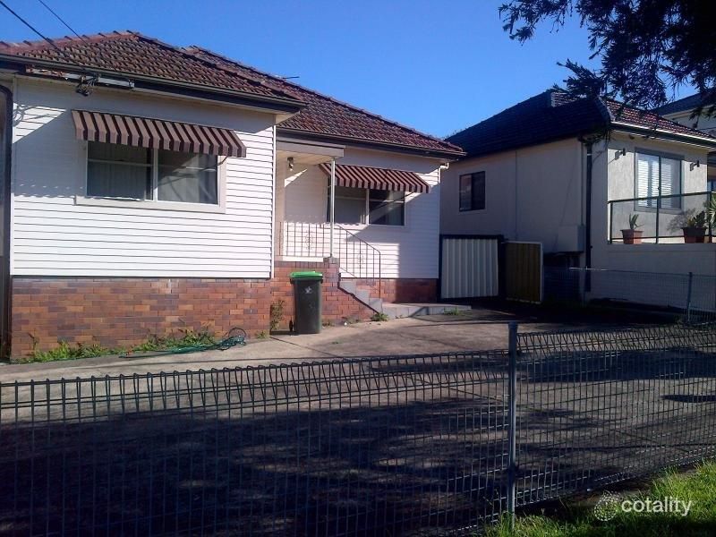 28 Caldwell Pde, Yagoona, NSW 2199