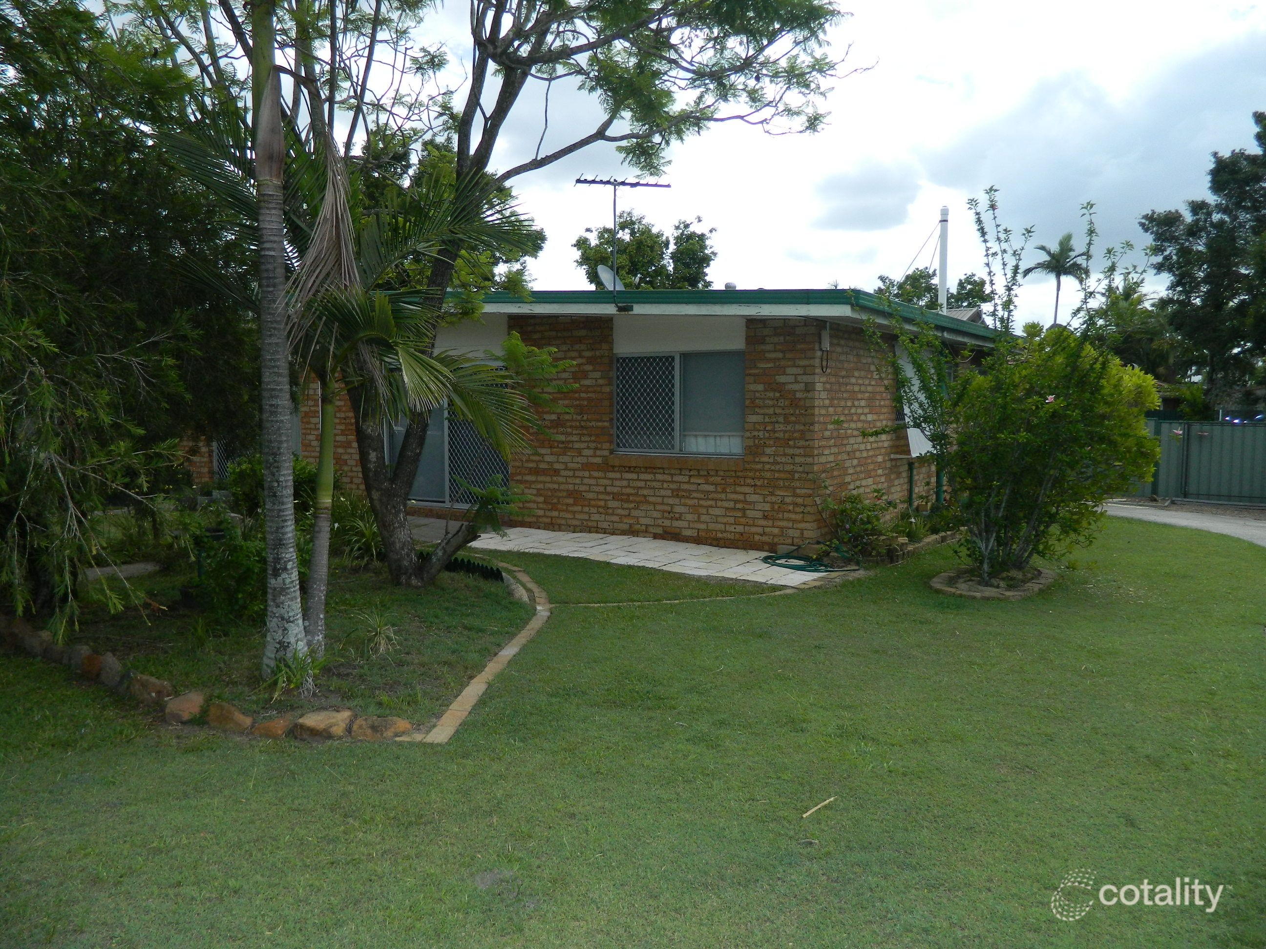 2 Carinya St, Crestmead, QLD 4132