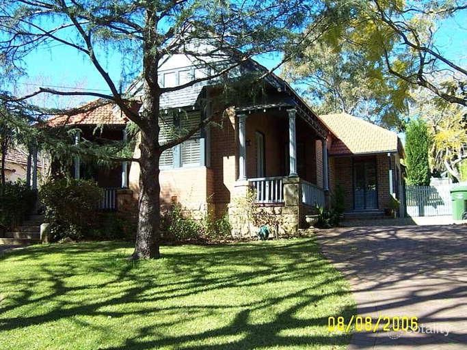 37 Middle Harbour Rd, Lindfield, NSW 2070