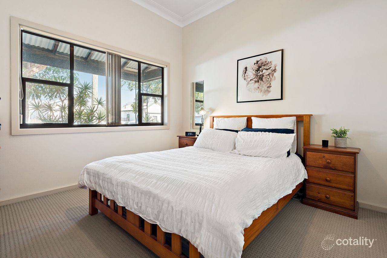 43 Emerald St, Hamilton North, NSW 2292