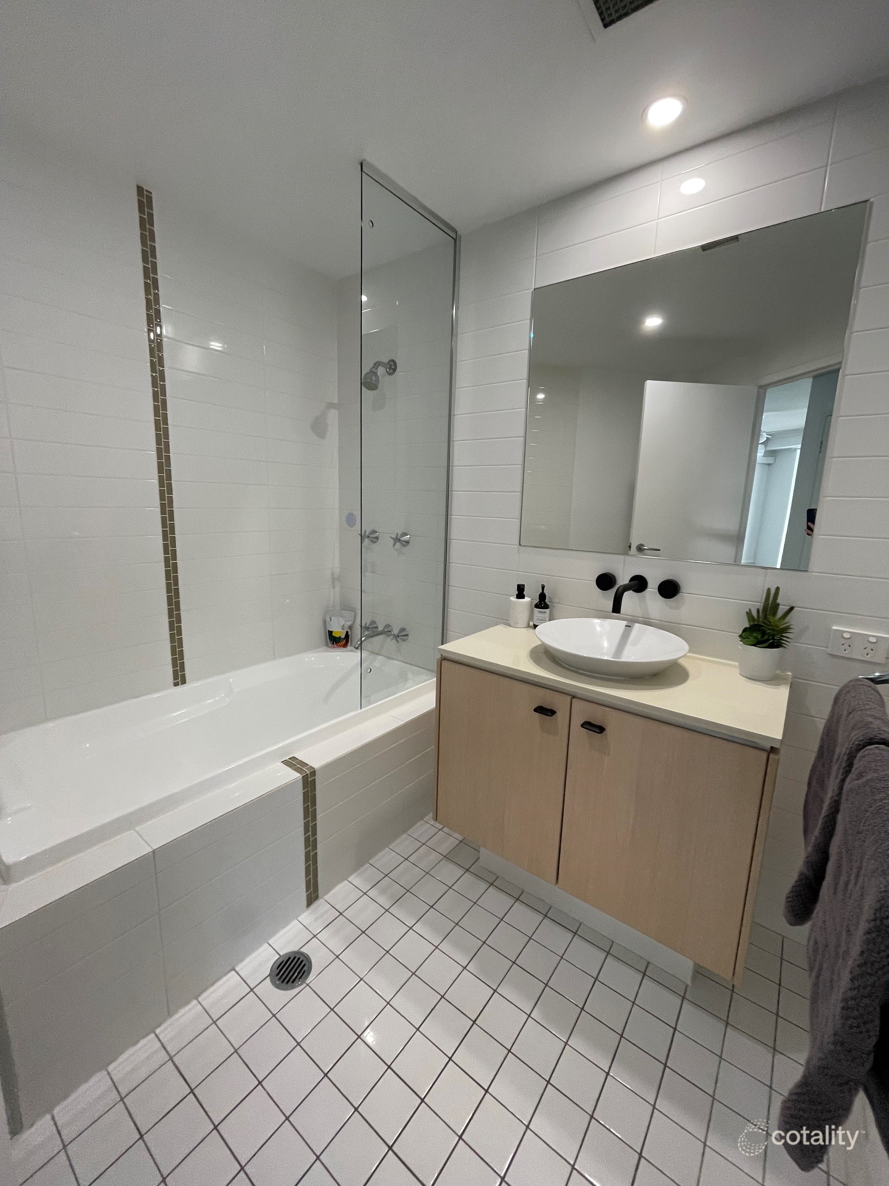 11/253 Varsity Pde, Varsity Lakes, QLD 4227