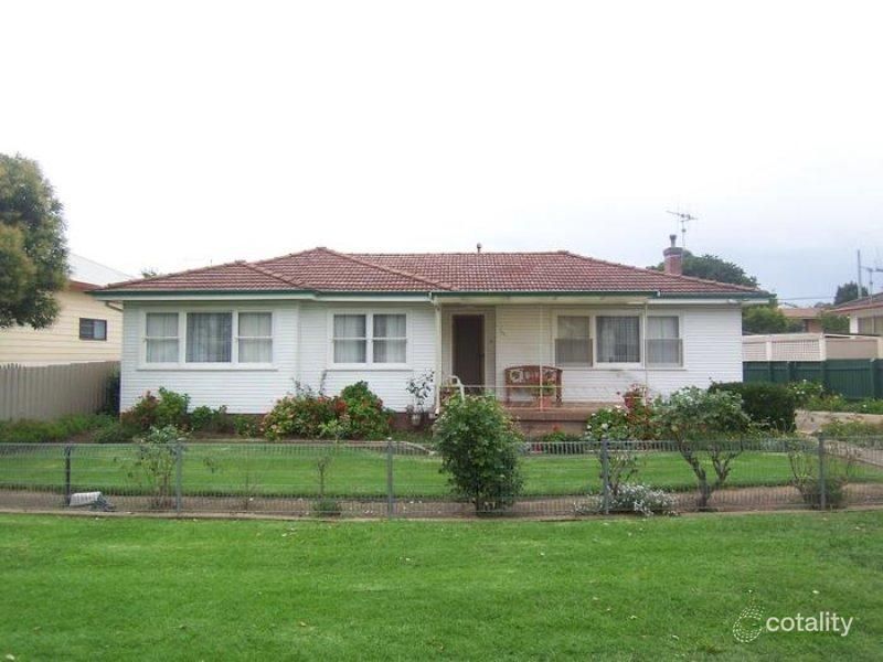 184 Clinton St, Goulburn, NSW 2580