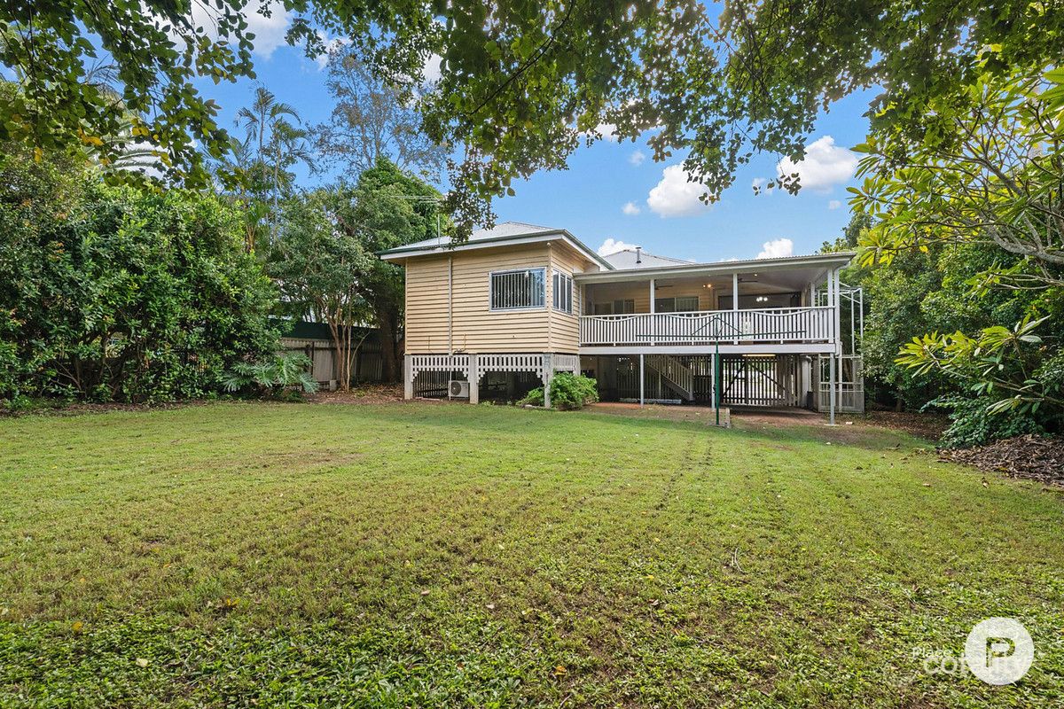 64 Wylie St, Graceville, QLD 4075