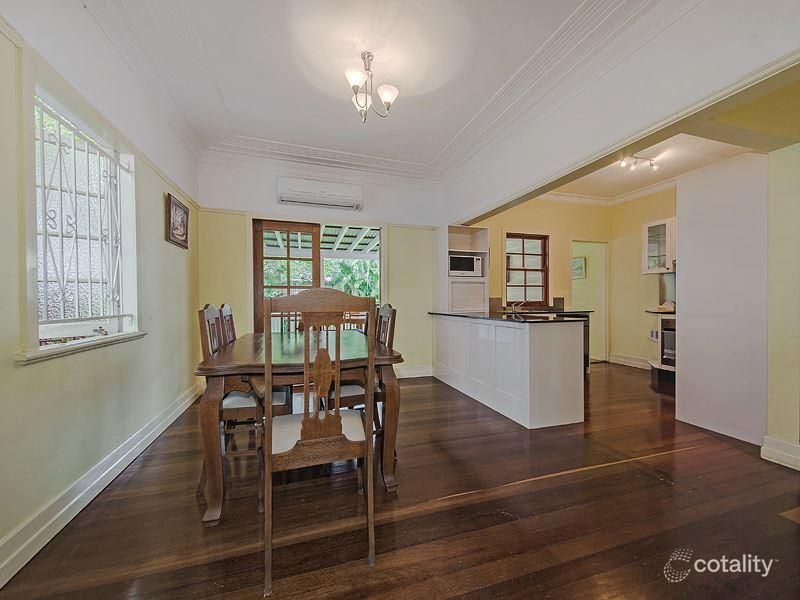 61 Mackay St, Coorparoo, QLD 4151