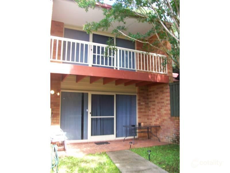 2/10 Albert St, Ourimbah, NSW 2258