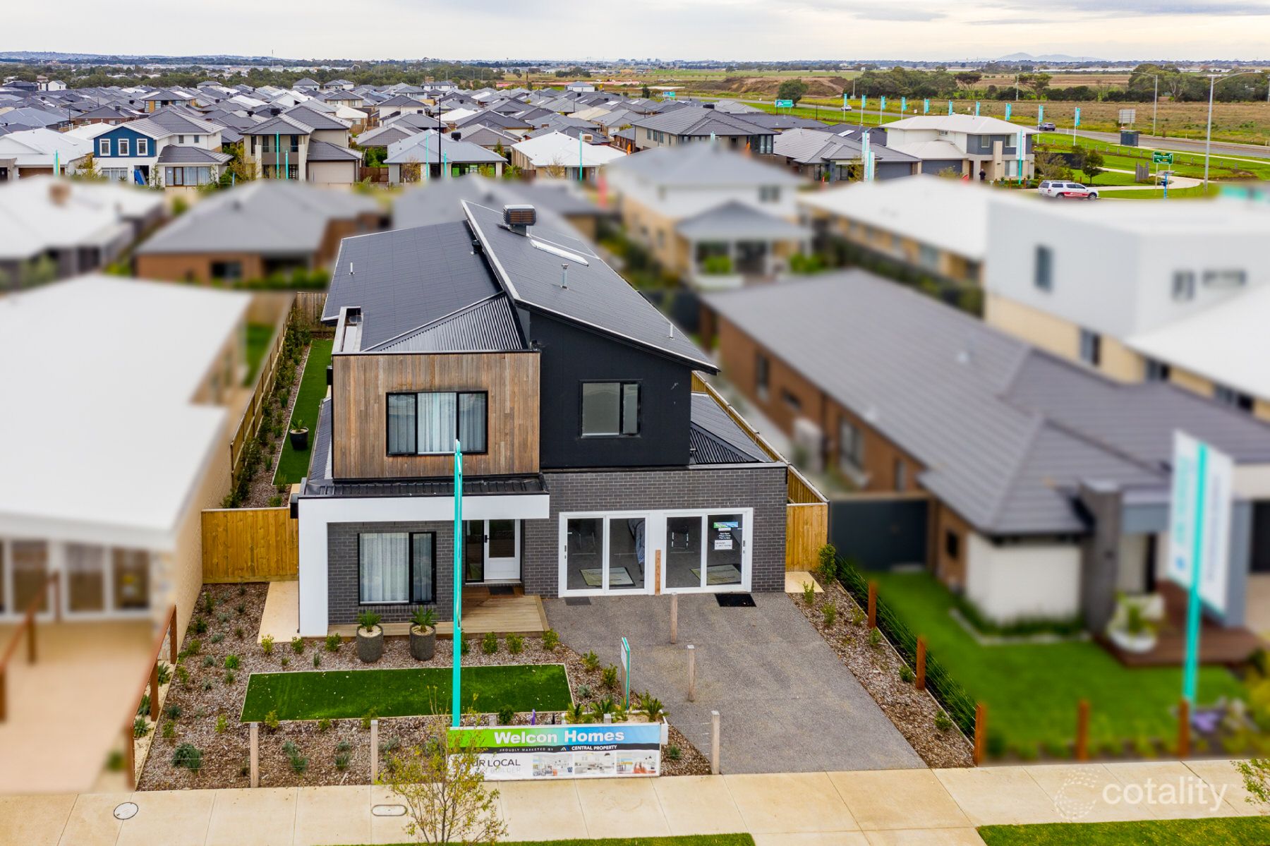 15 Fawkner Cres, Armstrong Creek, VIC 3217