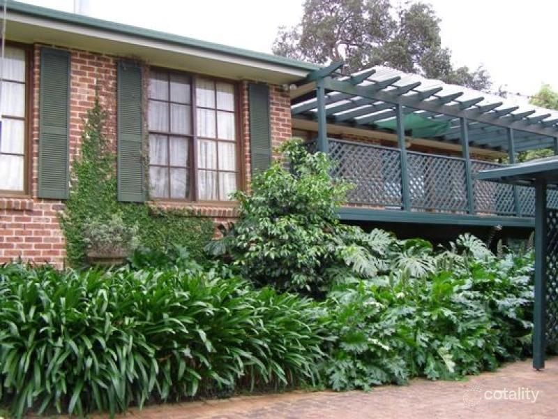 16 Don St, Kurrajong Heights, NSW 2758