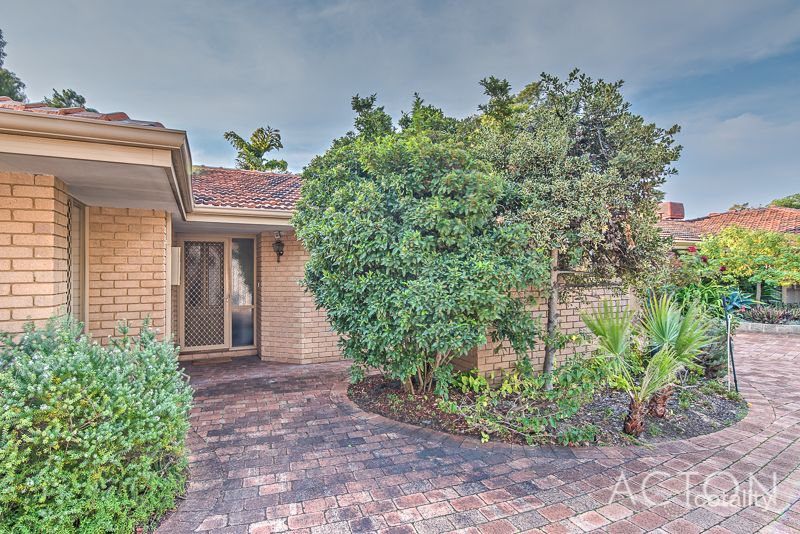10a Fourth Ave, Applecross, WA 6153