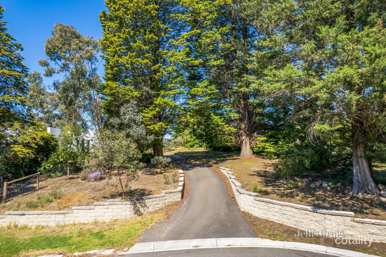 22-26 Heads Rd, Donvale, VIC 3111