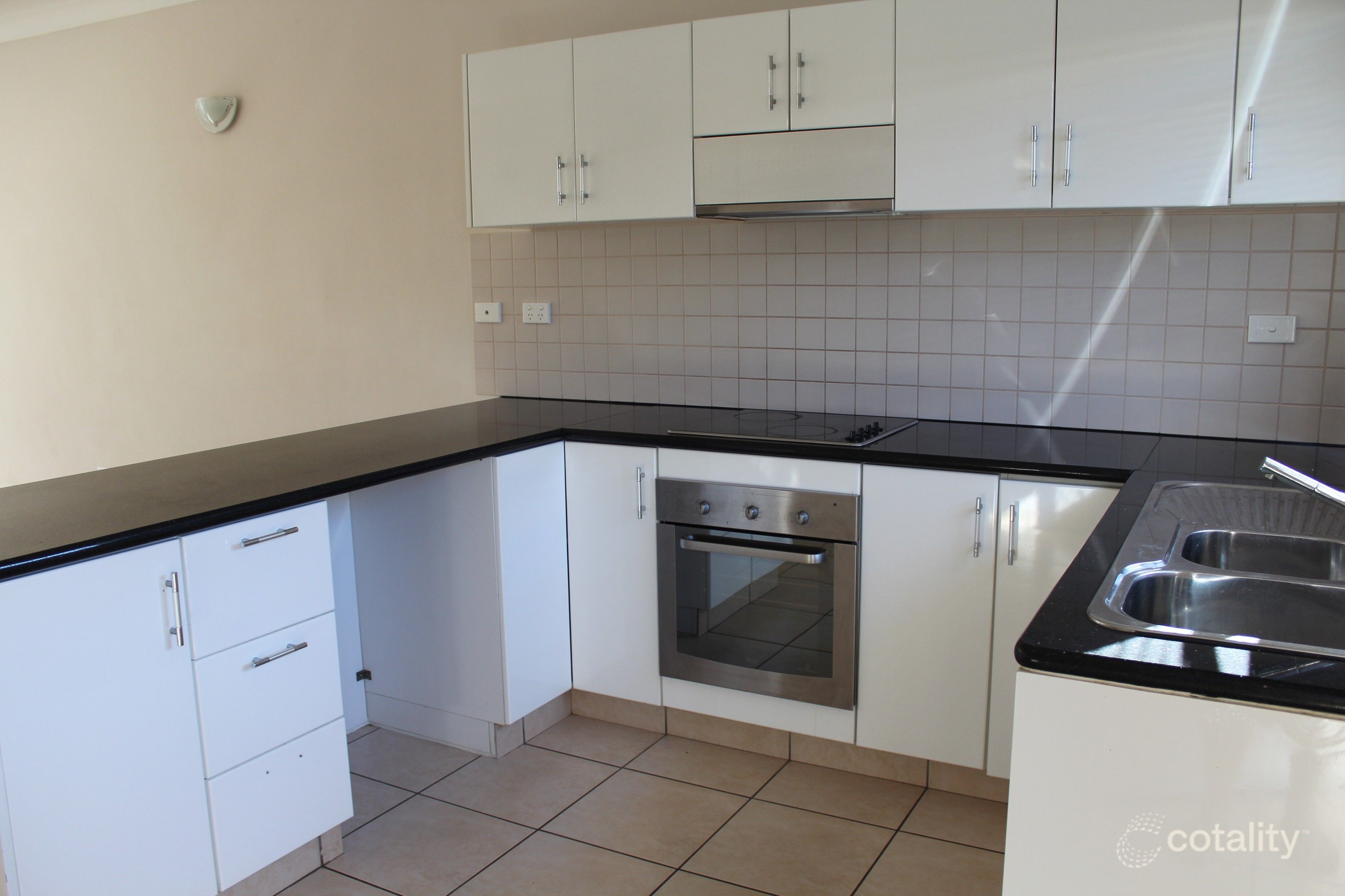 8/25 Yirra Cres, Rosebery, NT 0832