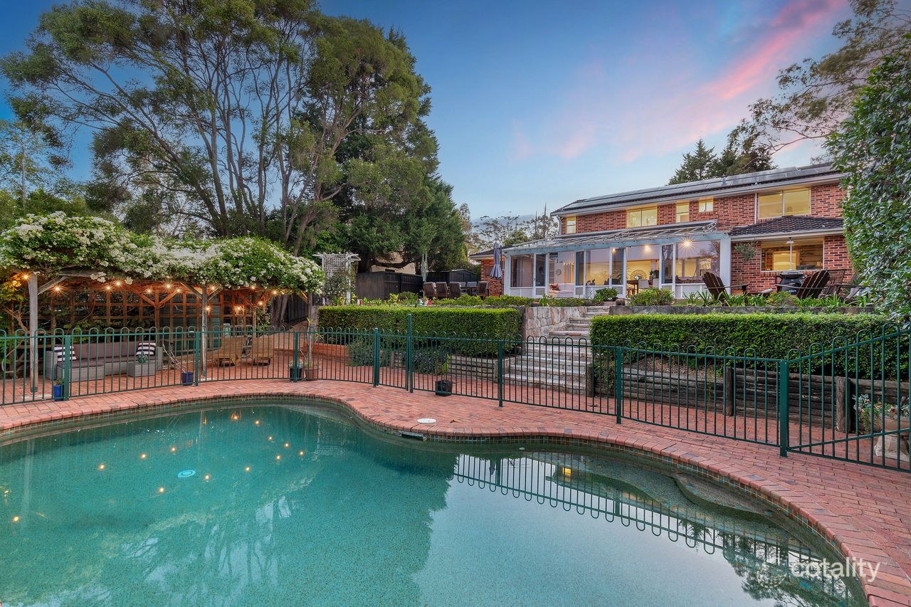 17 Kirkpatrick St, North Turramurra, NSW 2074