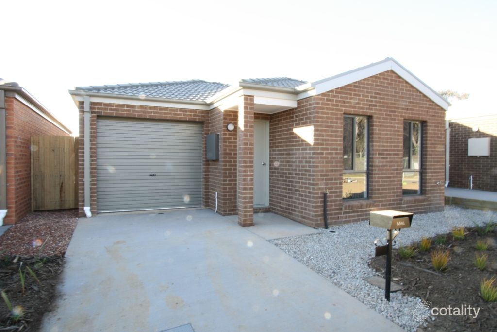 4 Whitmore Cres, Watson, ACT 2602