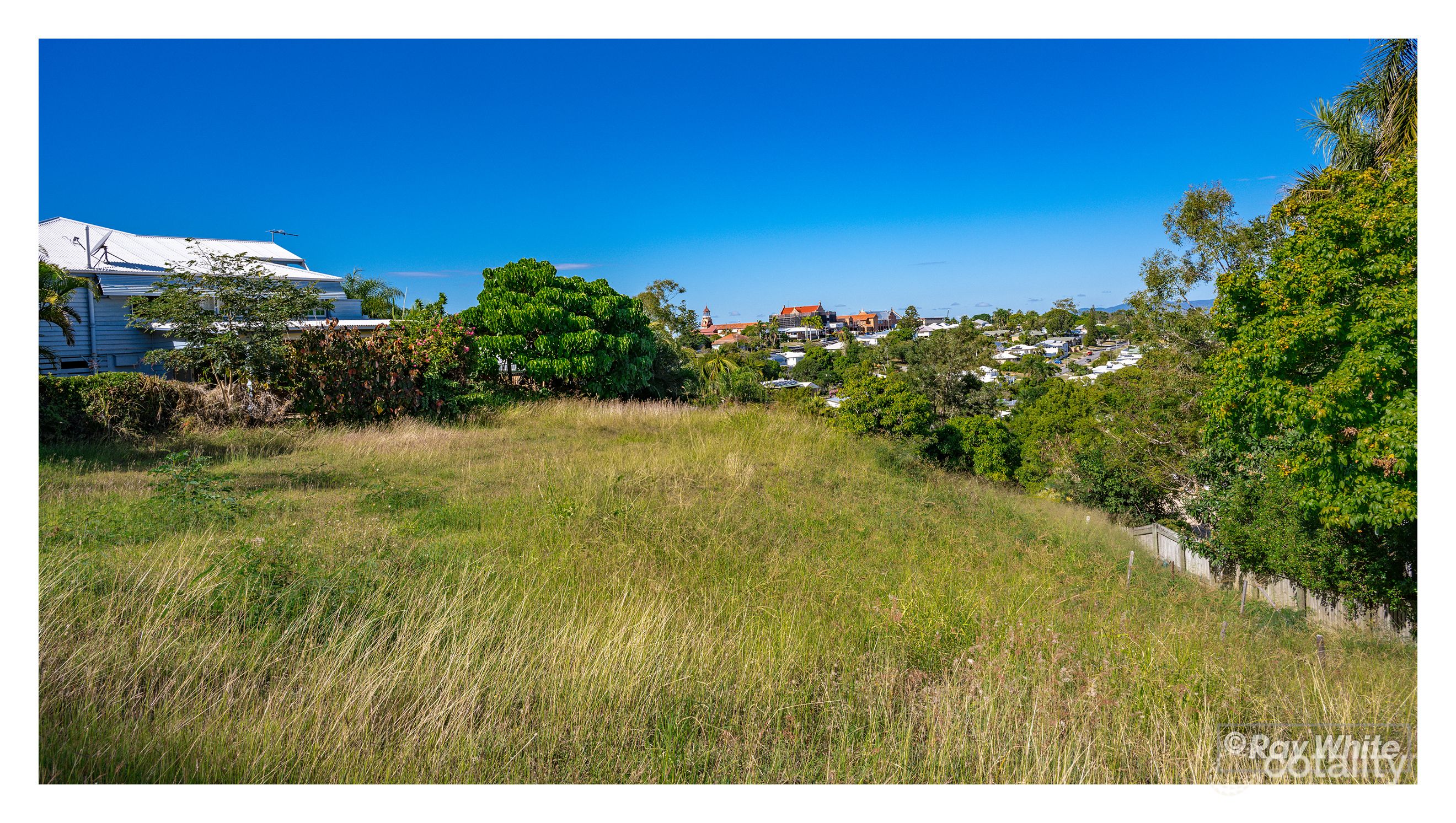 15 Bellevue Tce, The Range, QLD 4700