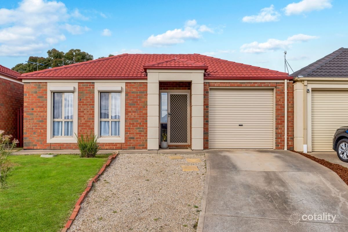4 Mcguire Ct, Hackham, SA 5163