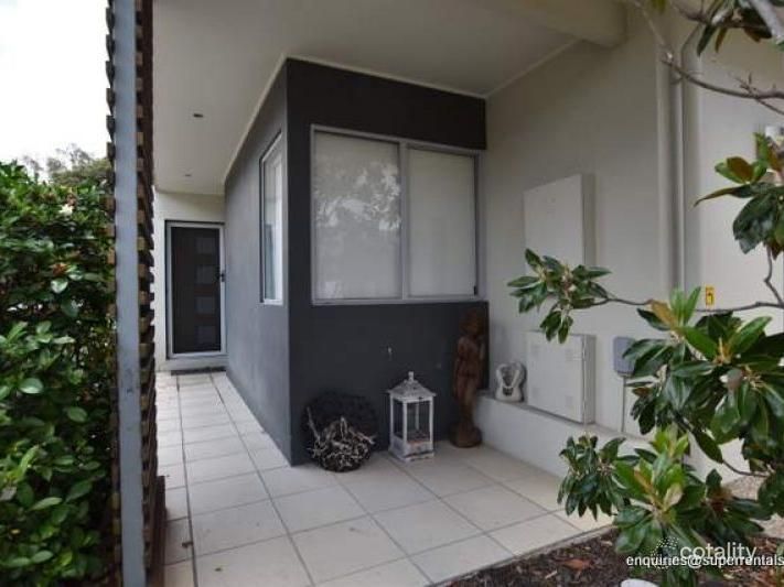 19/1 Boulton Dr, Nerang, QLD 4211