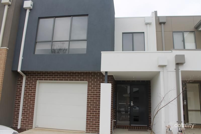 31 Spriggs Dr, Croydon, VIC 3136