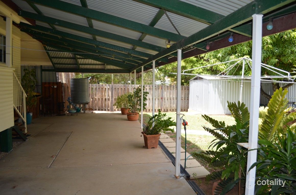 28 Bottletree Ave, Blackwater, QLD 4717