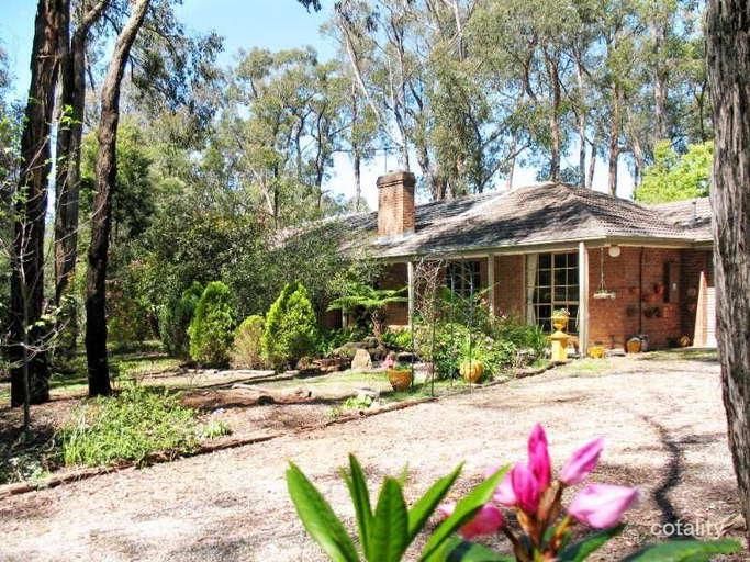 1 Trudy Pl, Mount Evelyn, VIC 3796