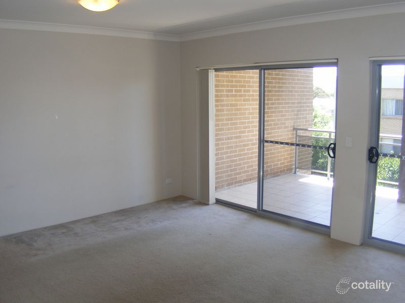 26/7-9 King St, Campbelltown, NSW 2560